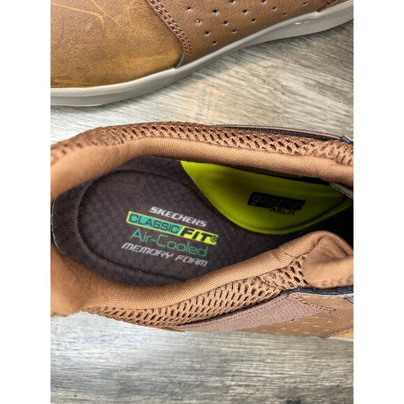 Sketchers Delson Axton Brown Leather Slip On Sneaker Comfort Foam Casual Work 12 - Picture 7 of 12